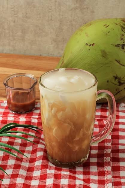 ES KELAPA MUDA GULA JAWA
